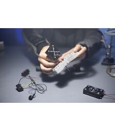 SPY X DIY LISTENER 10748