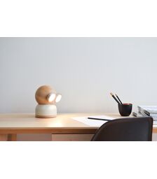 Designnest® GoggleLamp |Mr Watt| Επιτραπέζιο Φωτιστικό από ξύλο σφενδάμου και αλουμίνιο με ρύθμιση φωτεινότητας αφής (white/wood)