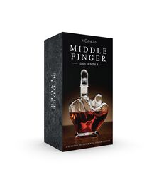 The Source Middle Finger Decanter - Άσεμνη Κανάτα με υψωμένο το Μεσαίο Δάχτυλο