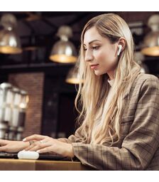 Defunc TRUE GO SLIM Bluetooth 5.2 Ασύρματα True Wireless Ακουστικά με θήκη (λευκό)