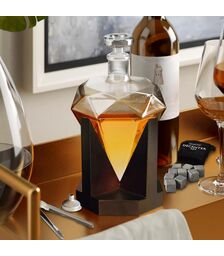 Diamond Decanter - Πολυτελής Καράφα με Διαχρονική Αίσθηση Κομψότητας