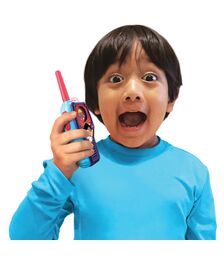 eKids Ryan's World Walkie Talkies για παιδιά & ενήλικες με ενσωματωμένο μεγάφωνο και εμβέλεια 150 μέτρων (RW-212) (Μπλε/Κόκκινο/Θαλασσί)