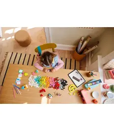 LEGO® Classic: Creative Happy Box (11042)