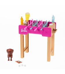Mattel Barbie: Mini Playset With Pet, Accessories And Working Foosball Table, Game Night Theme (GRG77)