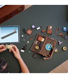 Lego® Wednesday - Thing's Apartment (76785)