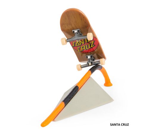 Tech Deck pack V 2 fingerboards - σανιδάκια δαχτύλου και ράμπα