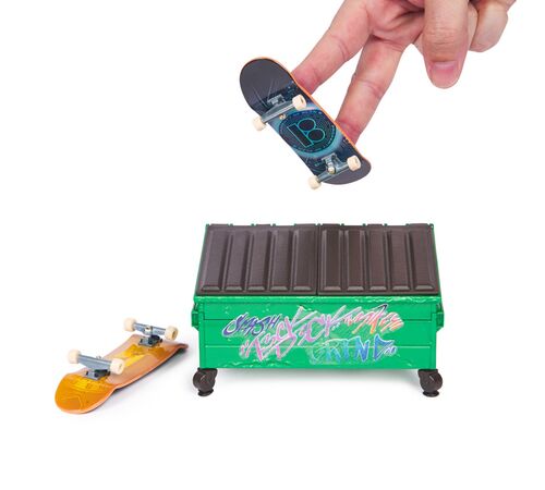 Tech Deck (VS) Versus Series Sk8shop, 2 Μινιατούρες Τροχοσανίδες - 1 Εμπόδιο/Ράμπα
