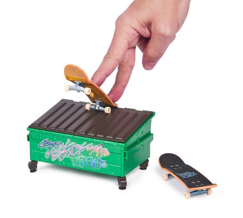 Tech Deck (VS) Versus Series Sk8shop, 2 Μινιατούρες Τροχοσανίδες - 1 Εμπόδιο/Ράμπα