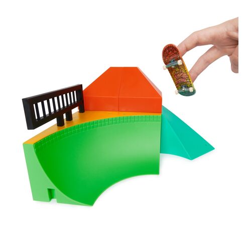 Tech Deck  X-Connect  Park Creator - 1 Μινιατούρα Τροχοσανίδα και 1 Ράμπα