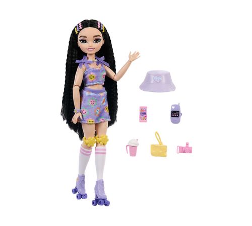 Mattel Barbie Dream Besties Roller Skate: Renee (JFX99)