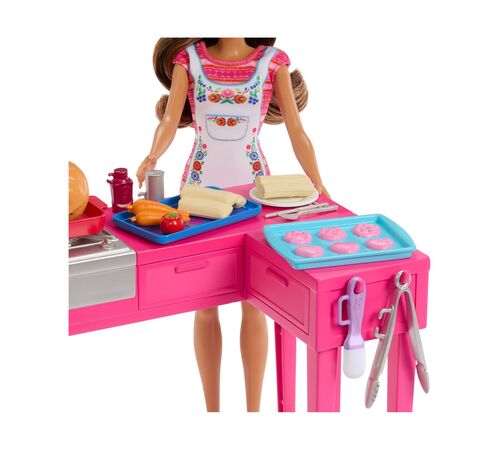 Mattel Barbie: Barbie &amp; Teresa Recipe for Friendship - Cook &amp; Create Kitchen Teresa Doll (JCT06)