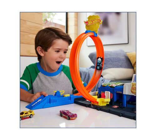 Mattel Hot Wheels Monster Trucks: Super Police Station (JBM71)