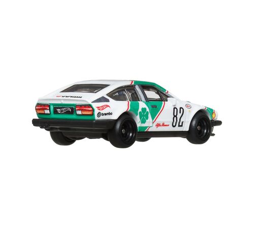 Mattel Hot Wheels Premium: Boulevard - Alfa Romeo GTV6 3.0 (JBL16)