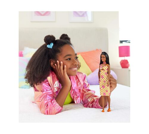 Mattel Barbie: Fashionistas #233 - Brown Hair with Orange Floral Dress Dark Skin Doll (HYT91)