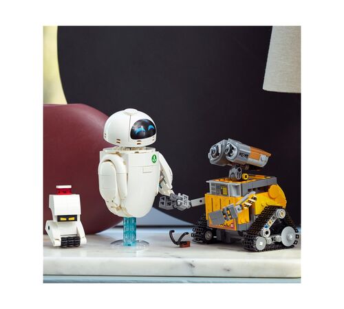 LEGO® Disney and Pixar: WALL-E and EVE (43279)