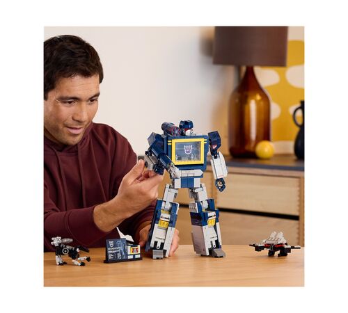 Lego® Icons:Transformers - Soundwave (10358)