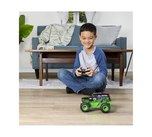 Spin Master Monster Jam: 1:24th Grave Digger RC (6044955)